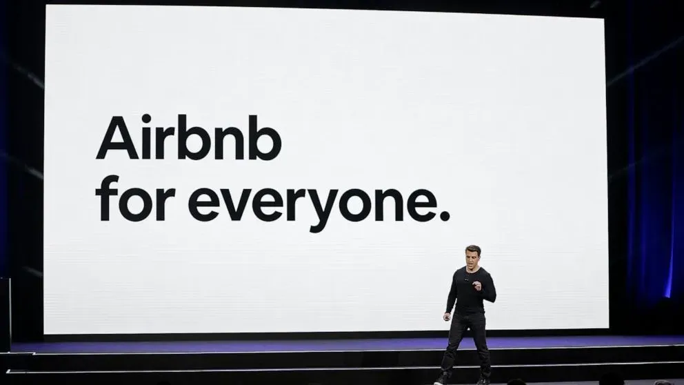 airbnb-ceo.webp